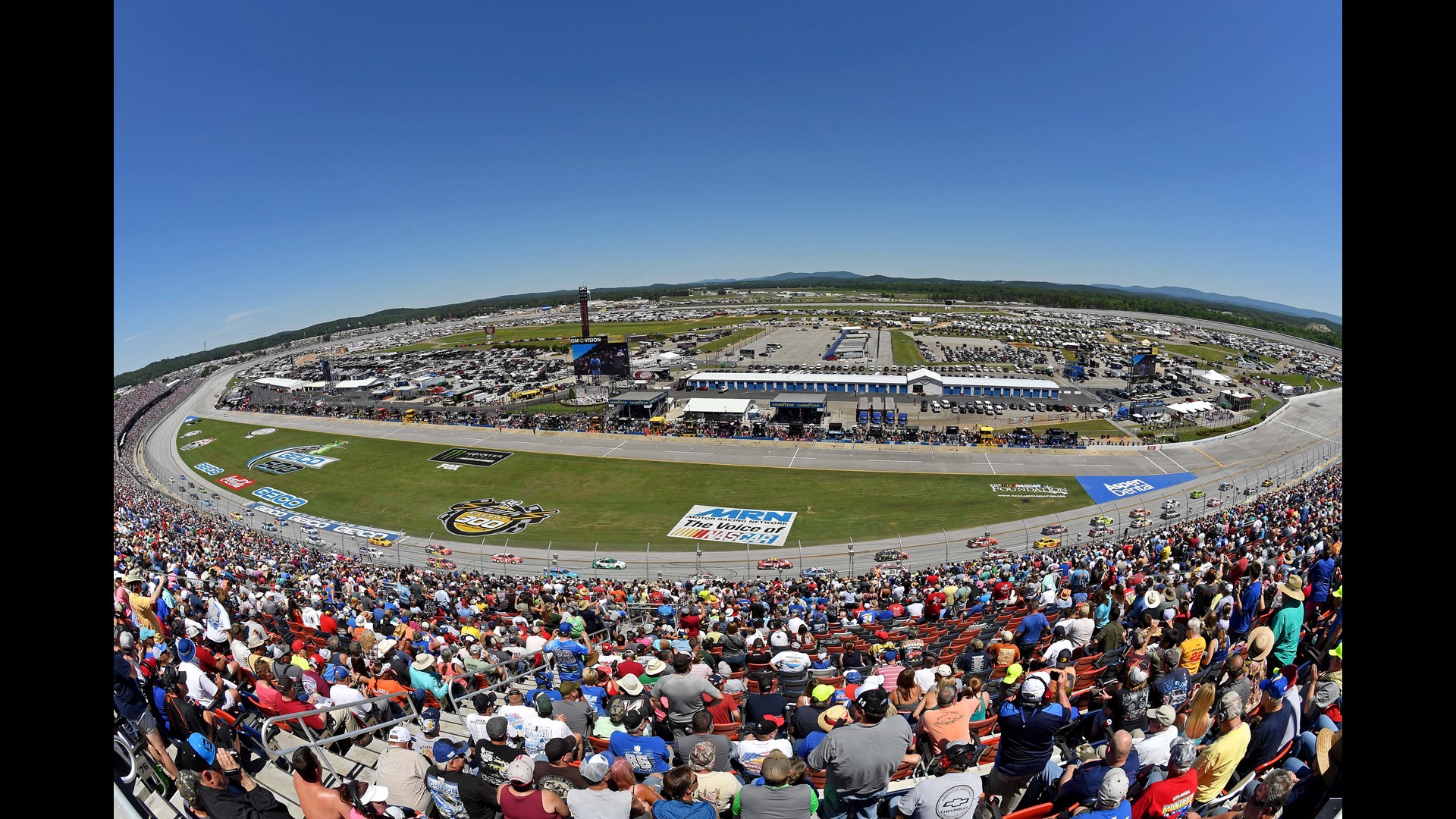 Photos Massive Wreck At Talladega Superspeedway Alive