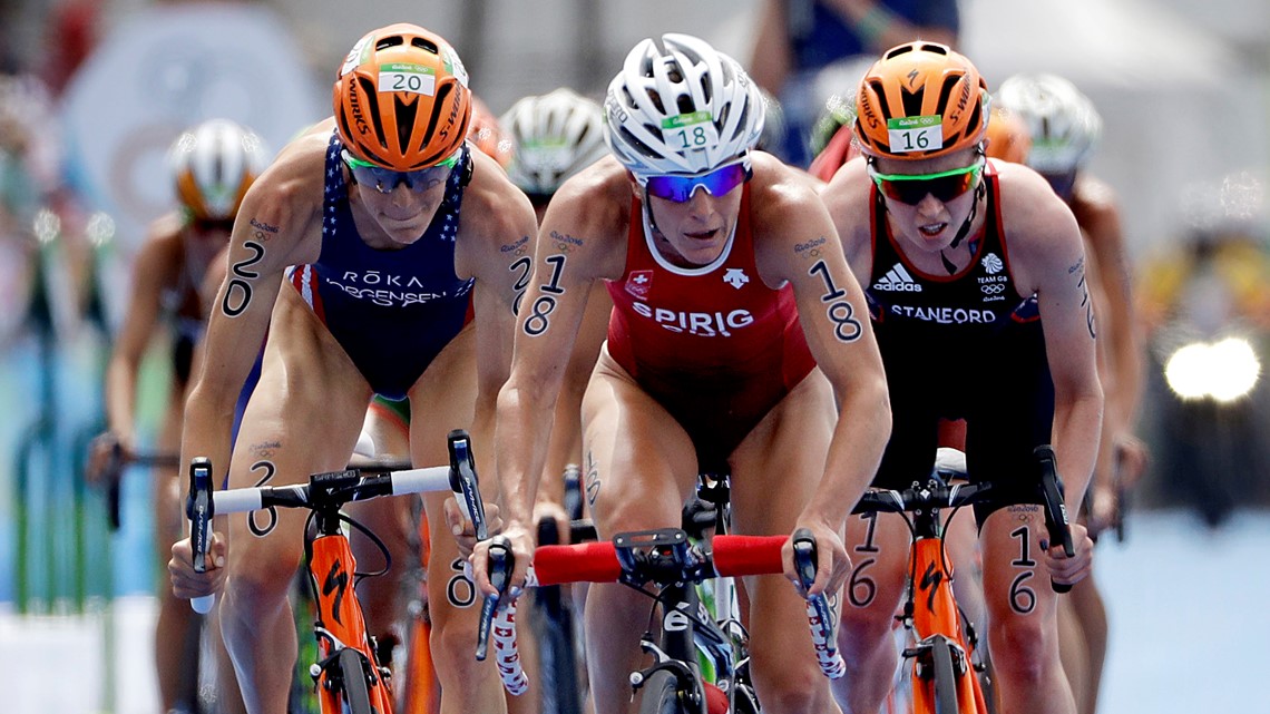 What is the triathlon distance in Olympics?
