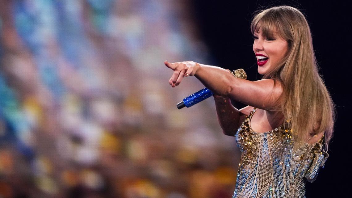 Taylor Swift announces new song for 'Toy Story 5'