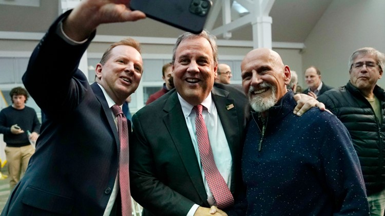 Former New Jersey Gov. Chris Christie files paperwork launching 2024 Republican presidential bid