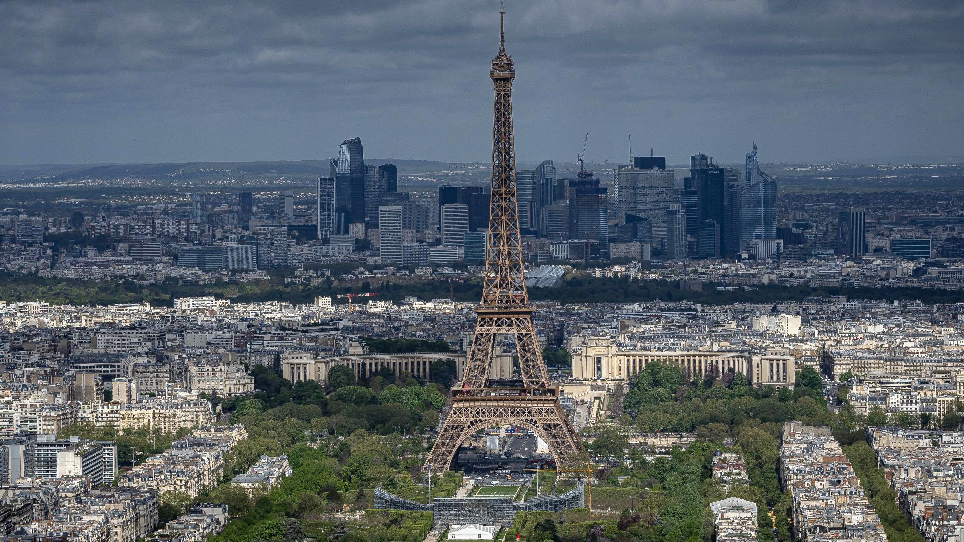 The 2024 Summer Olympic Games are officially kicking off on Friday! Here's a live look at the Paris skyline.