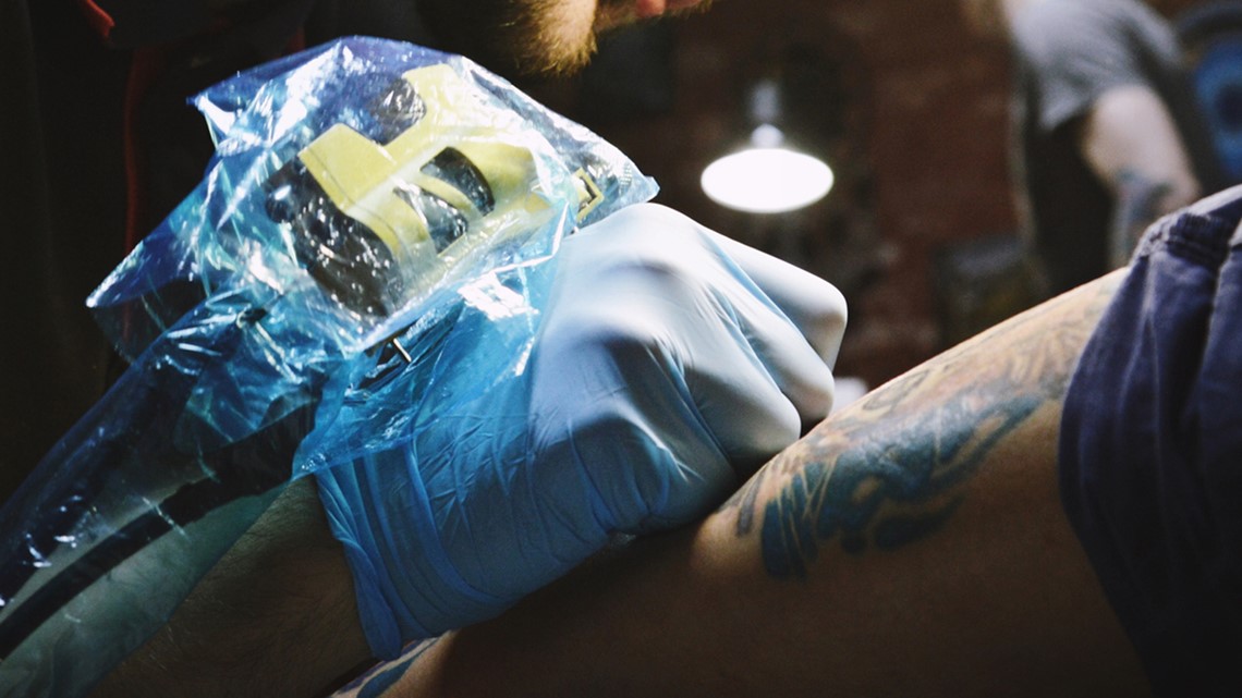 MMA fighter Vince Murdock pops the question with tattoo | 11alive.com