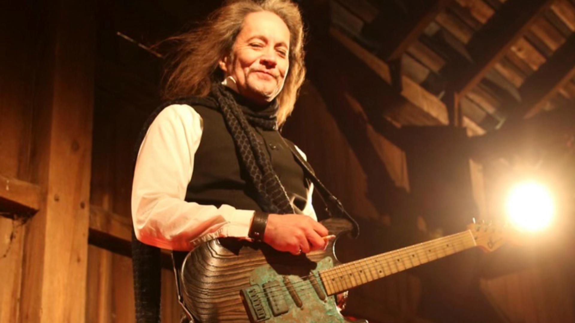 ozzy osbourne ex guitarist shot