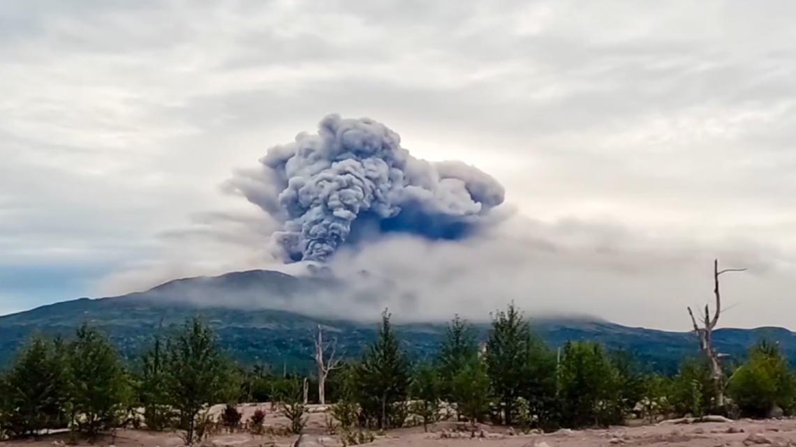 Magnitude 7.0 earthquake hits Russia as volcano erupts