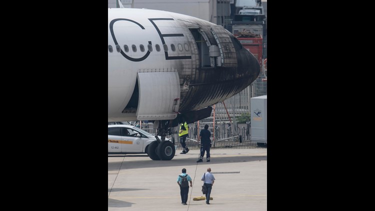 Lufthansa Airbus A340 Damaged By Fire From Frankfurt Airport Truck 11alive Com