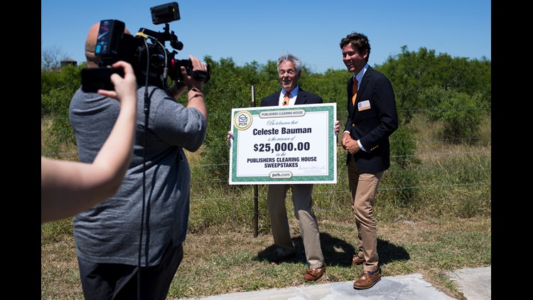 This Is What Happens When Publishers Clearing House Comes Knocking And You Re Not Home 11alive Com