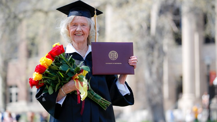Days after turning 84, woman earns her college degree