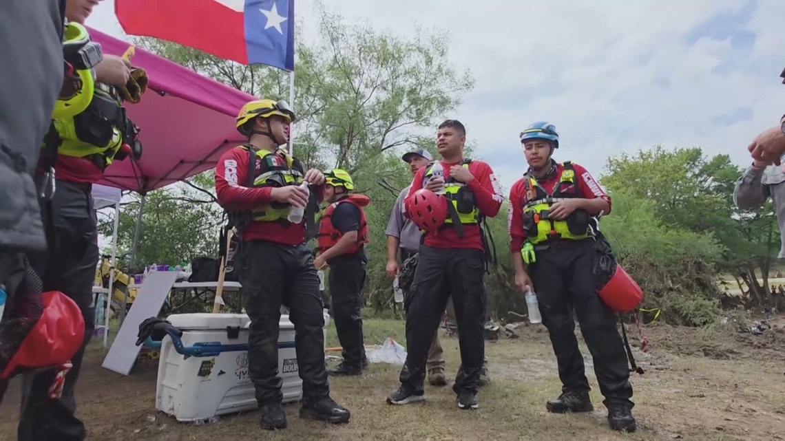 Mexican firefighters aid Texas - D081f058 Ac86 48e6 A9f0 Fd57ac4be259 1140x641 
