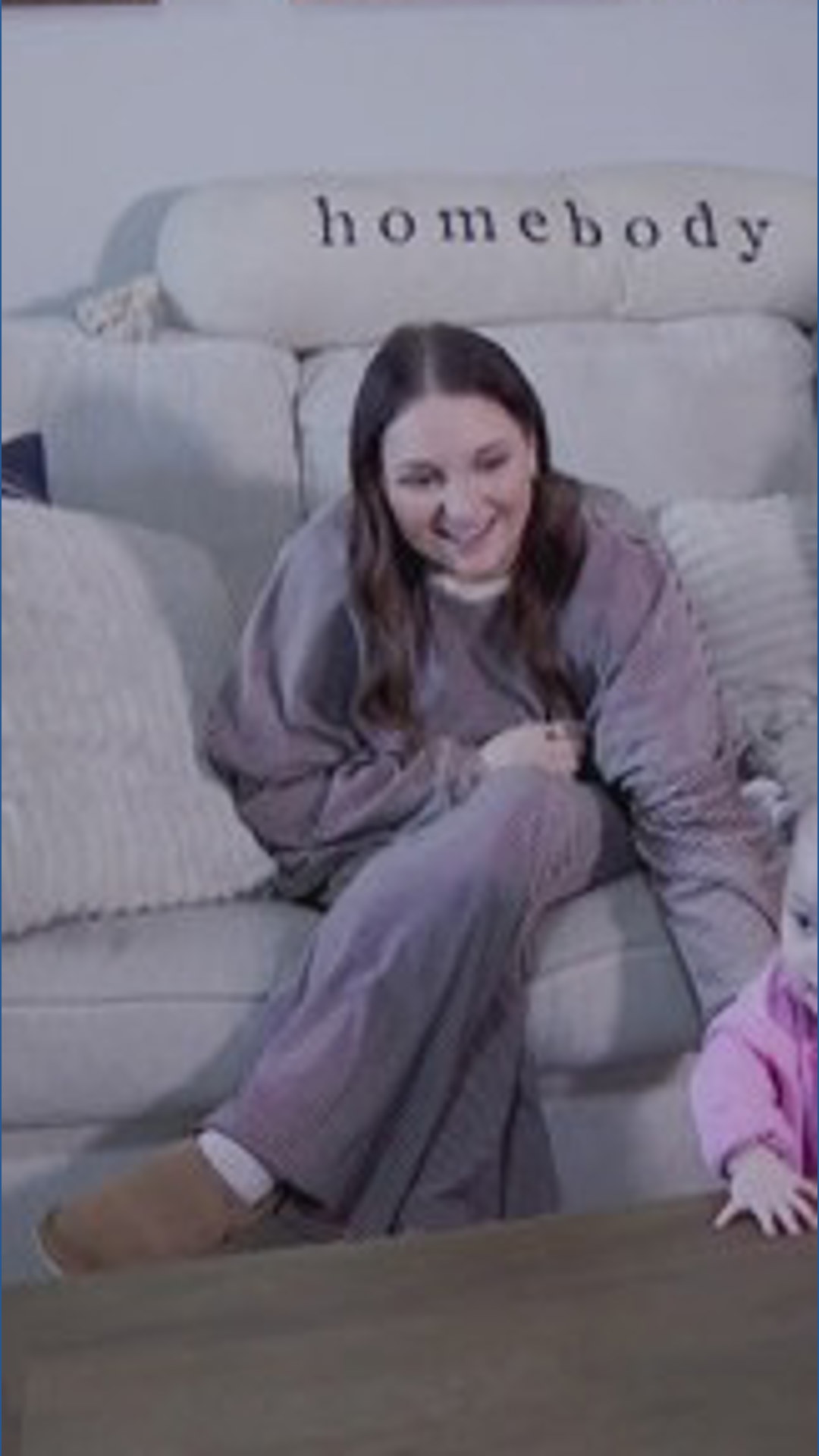 After 355 days in the hospital, baby spends her first Christmas at home ...