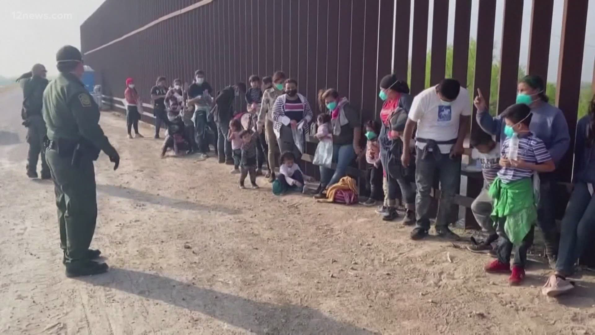 latest news on us mexico border crossing