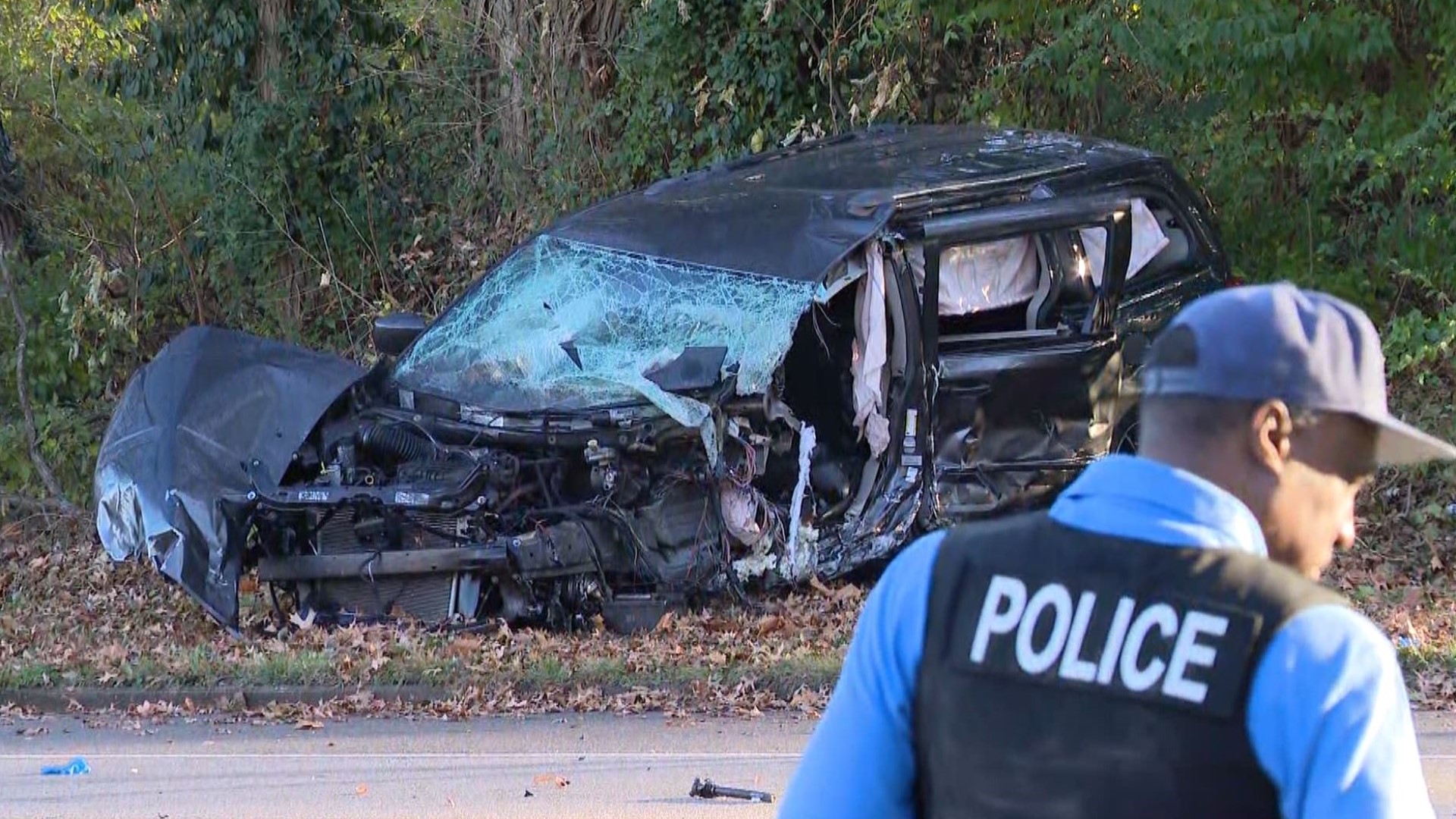 St. Louis County police officer dies after head-on crash | 11alive.com