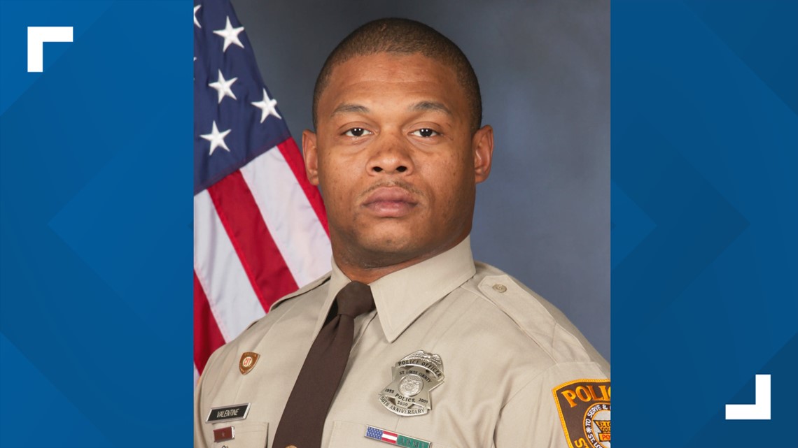 St. Louis County police officer dies after head-on crash | 11alive.com