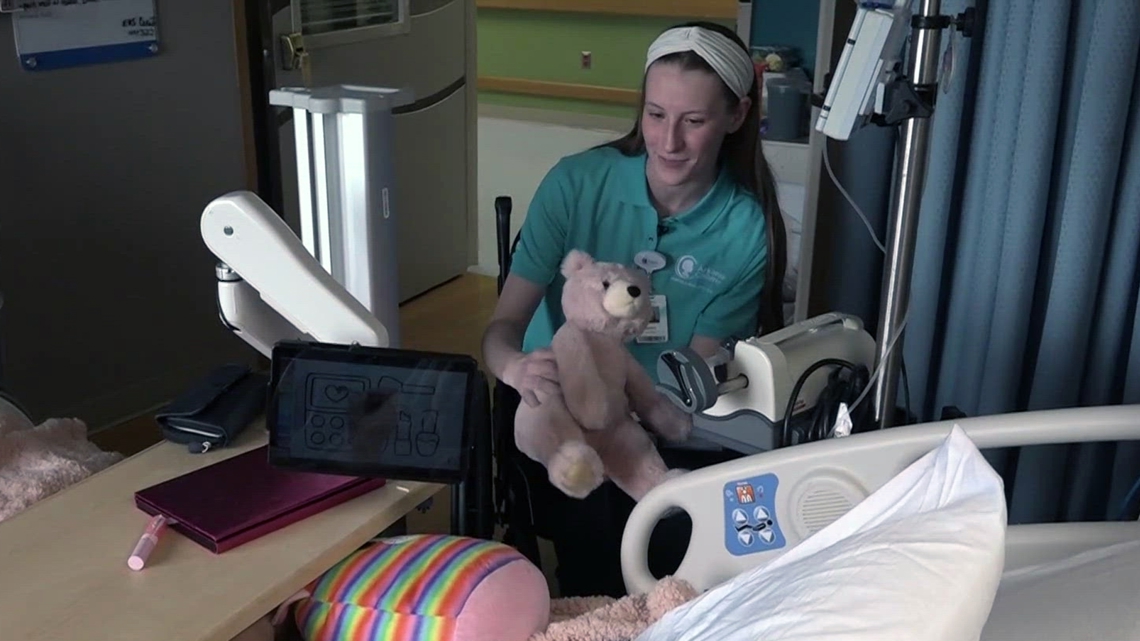 Arkansas hospital staff designs custom wagon for volunteer - Vimarsana News