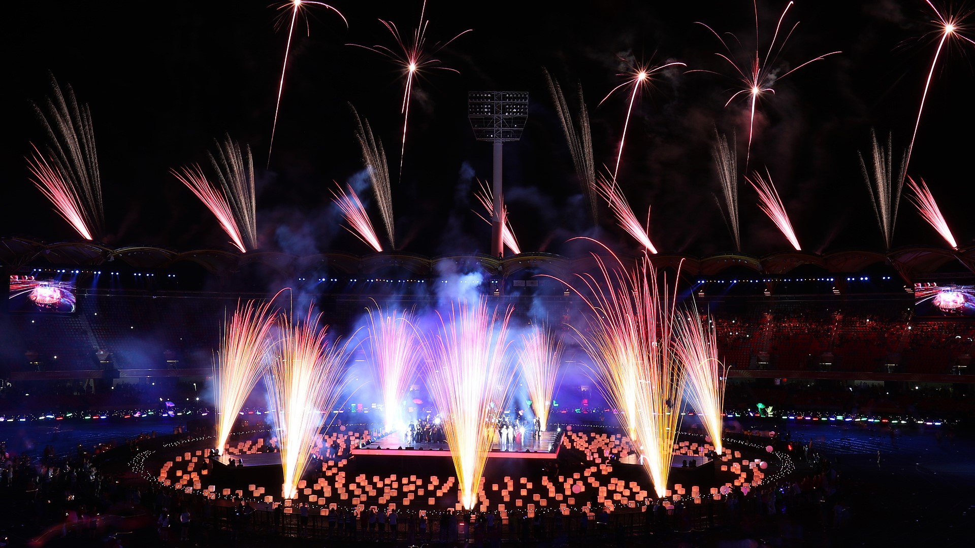 It's the last day of the Tokyo Olympics! The last gold medal will be awarded and the closing ceremonies are taking place.