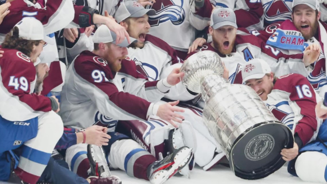 colorado avalanche stanley cup dent