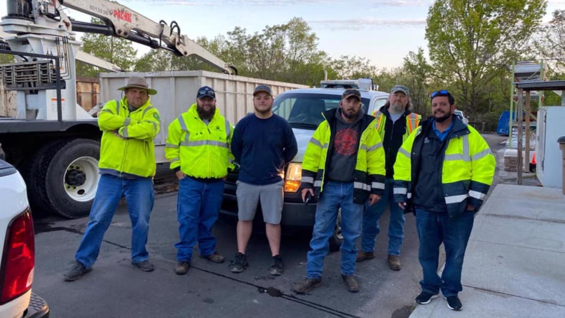 Knoxville crew begins fourday tornado relief deployment in Chattanooga