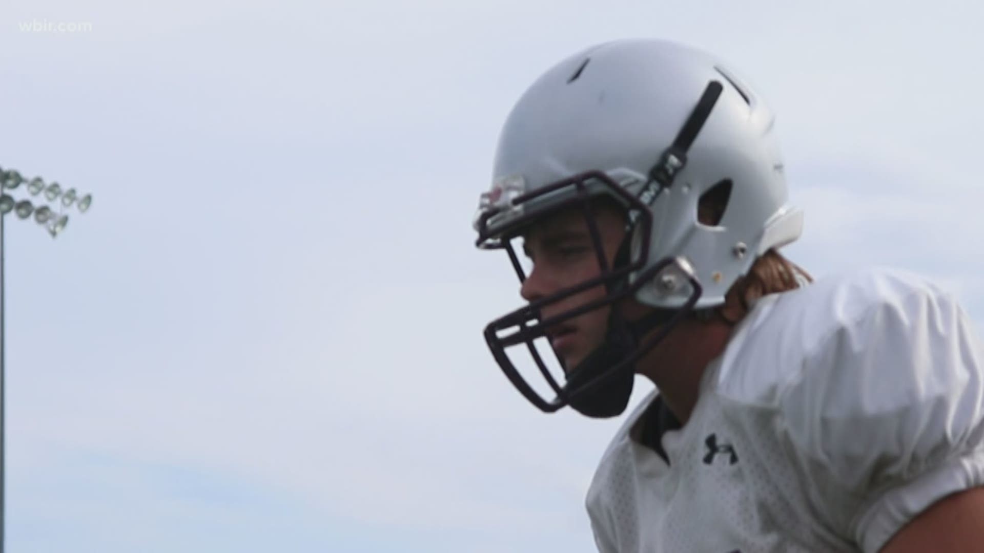 Kicking For Kids Alcoa S Zeke Rankin And Children S Hospital 11alive Com