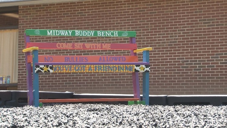 You Ve Got A Friend In Me Elementary School S Buddy Bench