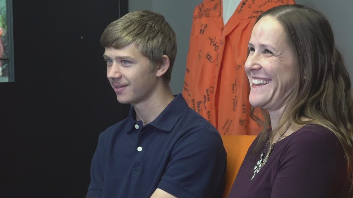 Powell High School student earns perfect ACT score, despite challenges with his vision - Vimarsana News