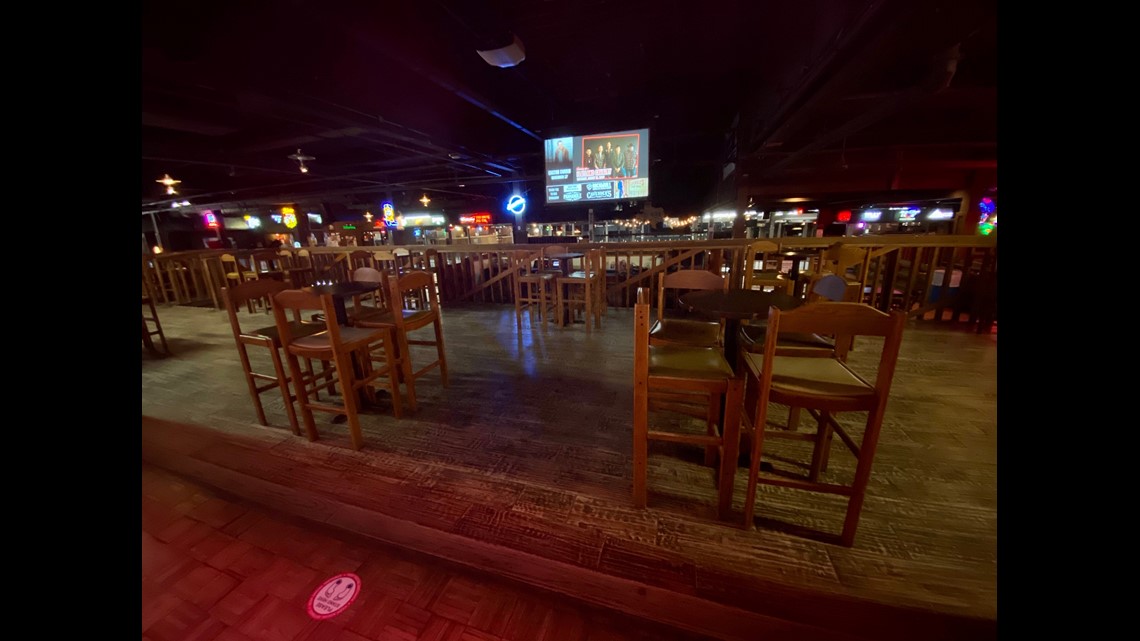 Billy Bob's faces big reopening test this weekend, hosting a soldout