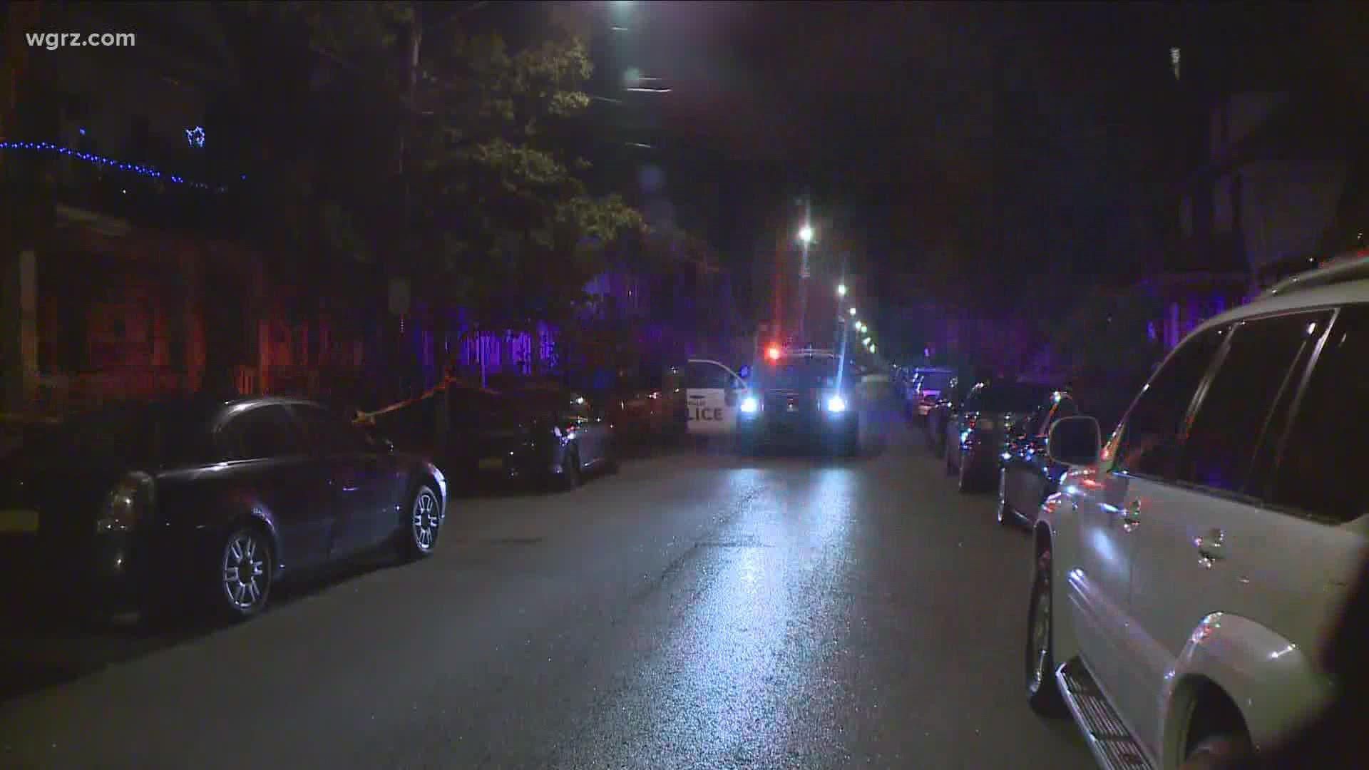 Danser Konsulat Triumferende Buffalo Police investigating overnight shooting on Amherst Street |  11alive.com