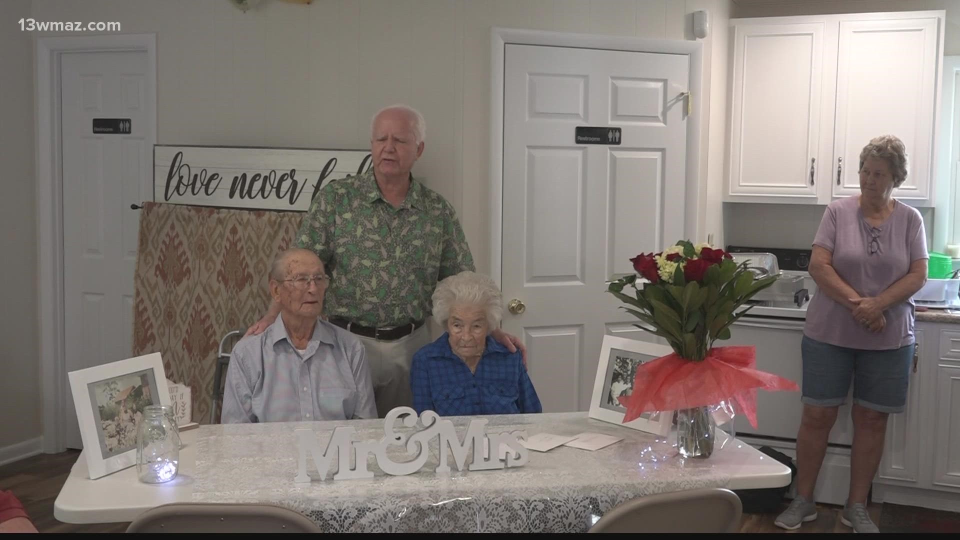 A couple in Elko Georgia celebrated a big wedding anniversary.