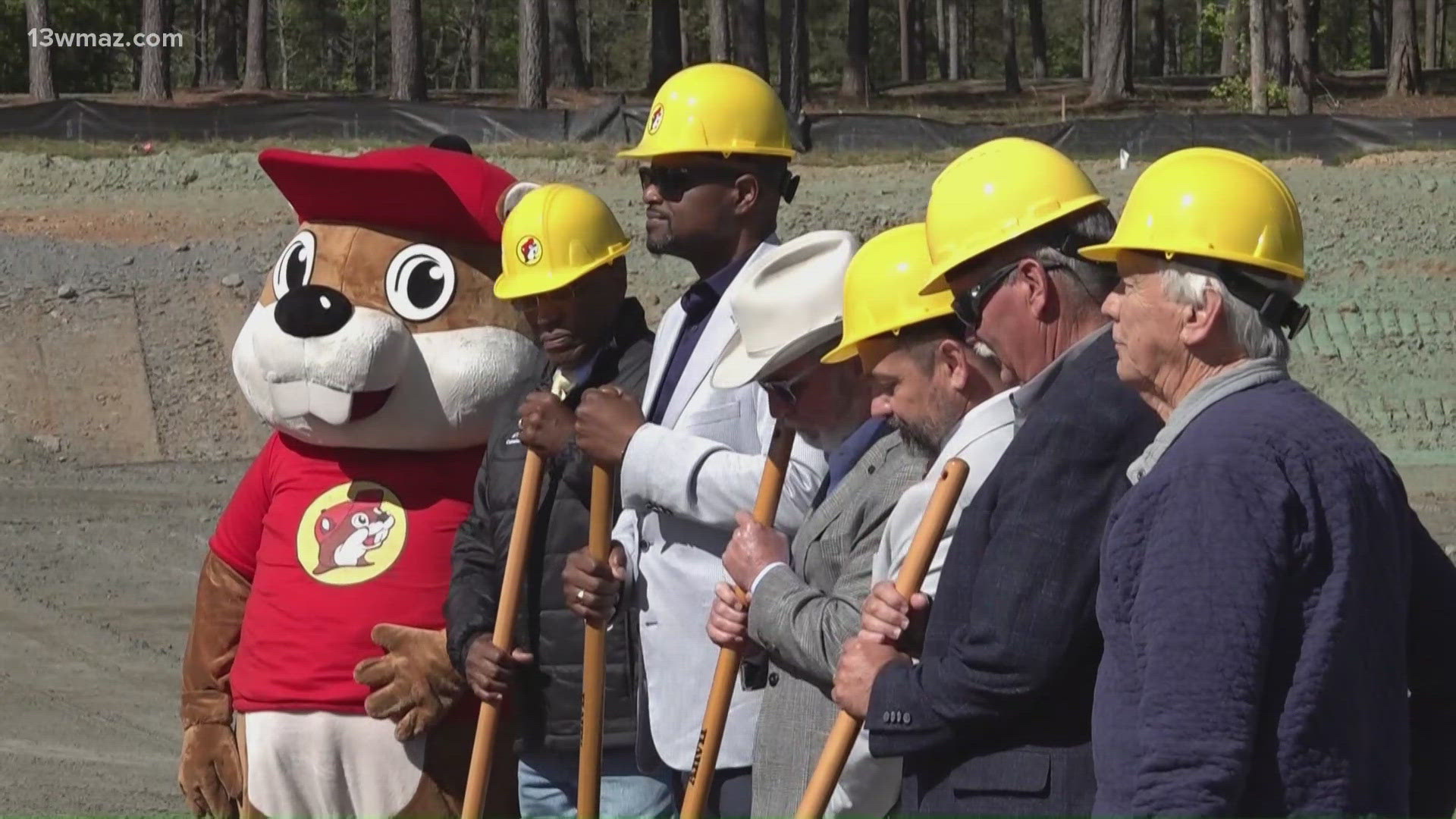 Buc-ee's officially breaks ground on company's 4th location in Georgia ...