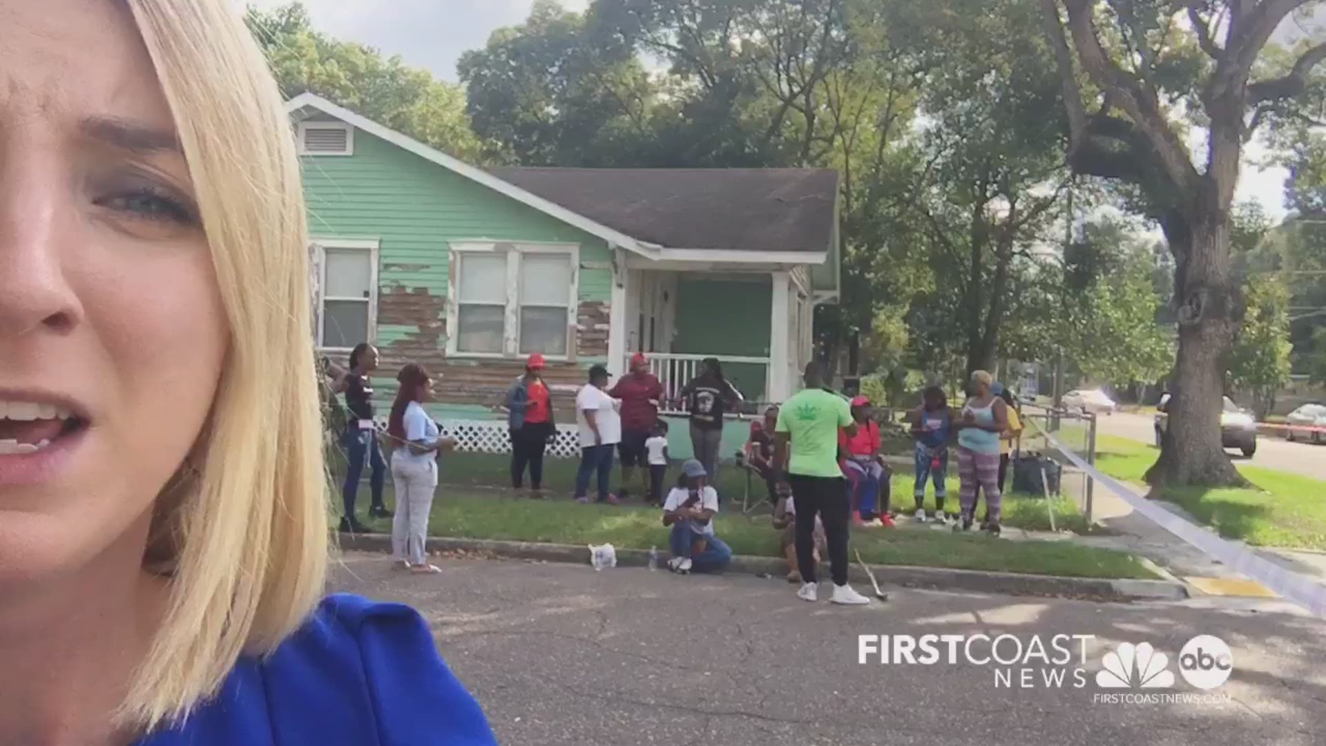 Zacoriah Jones has three daughters and she put her two younger girls in a stroller so she could help assist in the search for 5-year-old Taylor Rose Williams.