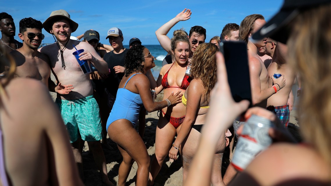 Florida COVID cases rising in younger people amid spring break