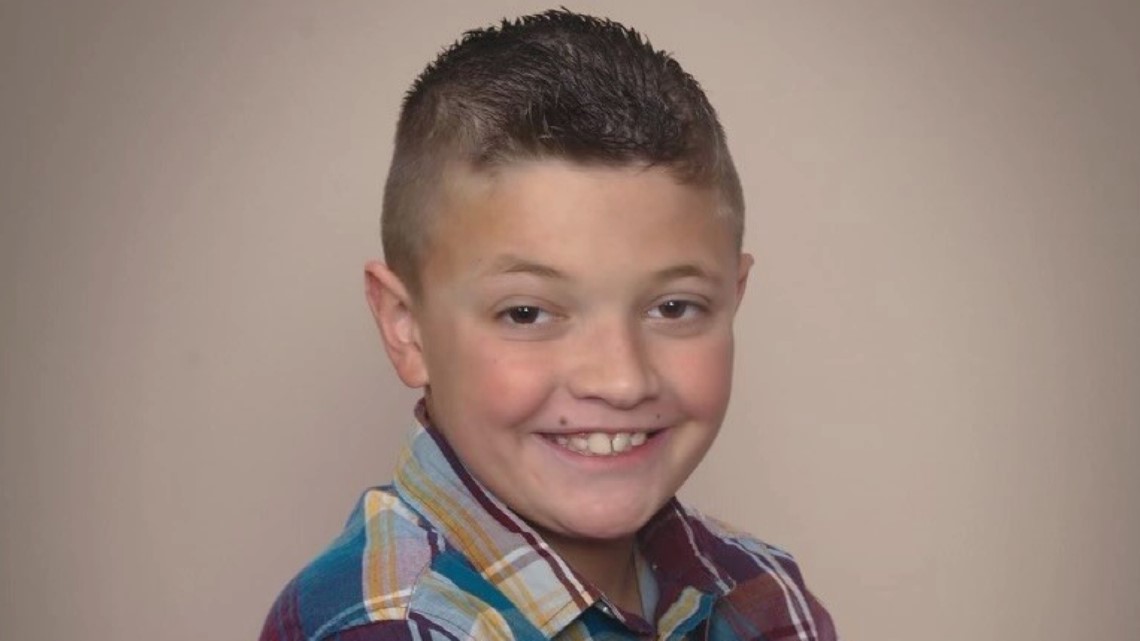 12-year-old Florida boy fights for life after fall while camping - Vimarsana News