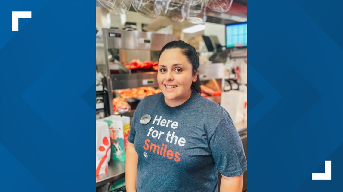 Pregnant Chick-fil-A manager dies in Florida car crash: reports - Vimarsana News