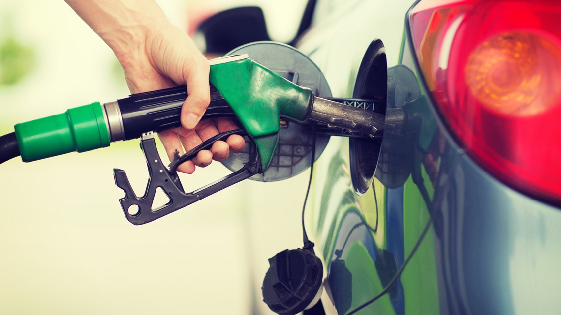 Getting gas at Kroger? Here's the best times to fill up your tank