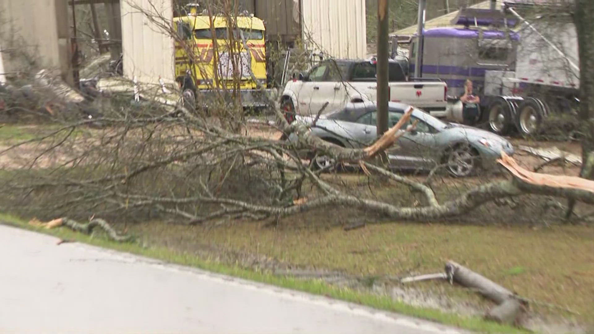 Radar-confirmed tornado causes damage in Kentwood; no injuries reported ...