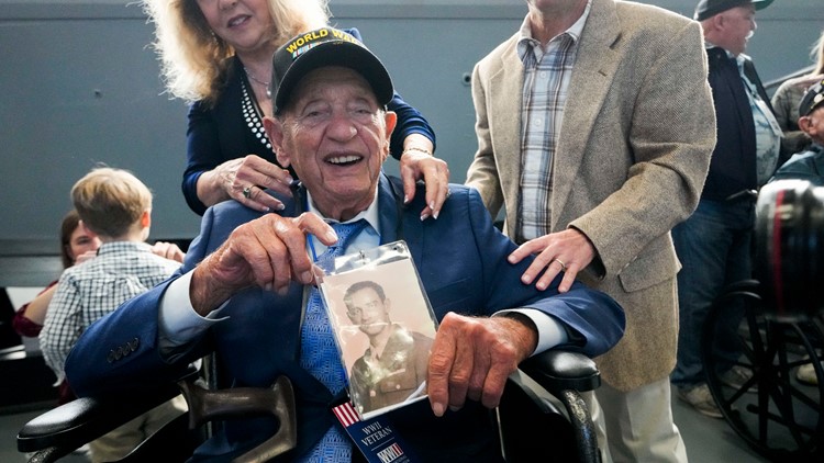 Pearl Harbor survivor marks 105th birthday at National WWII Museum