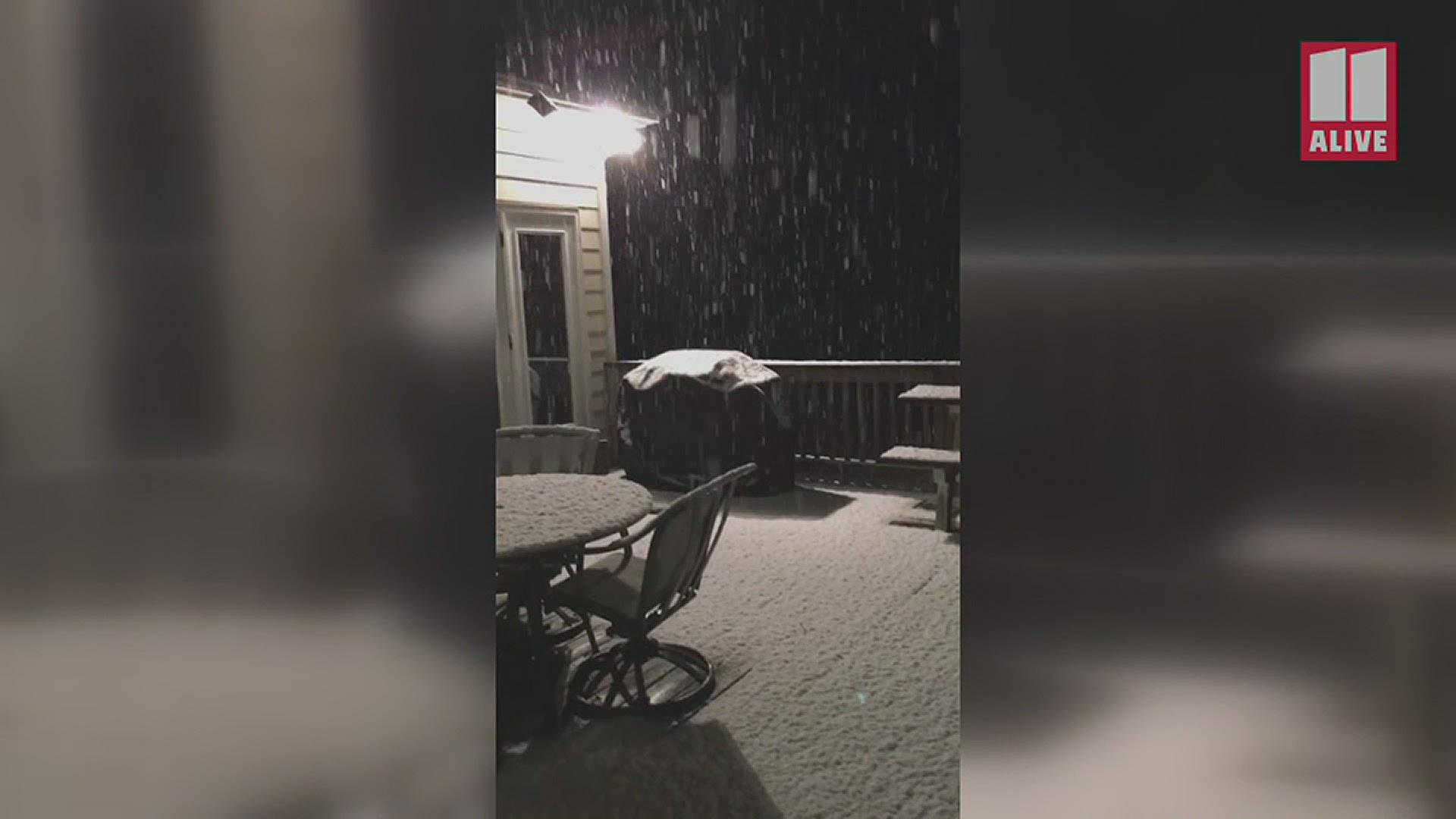 Tom Murphy is seeing some heavy snow on a deck in Pendergrass, Georgia. In his own words, it's "snowing big-time" in the area tonight.