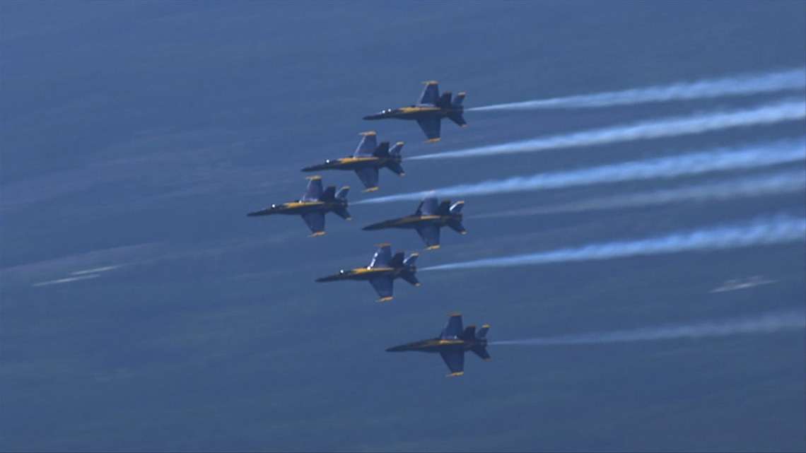 Blue Angels, Thunderbirds fly over Atlanta in salute