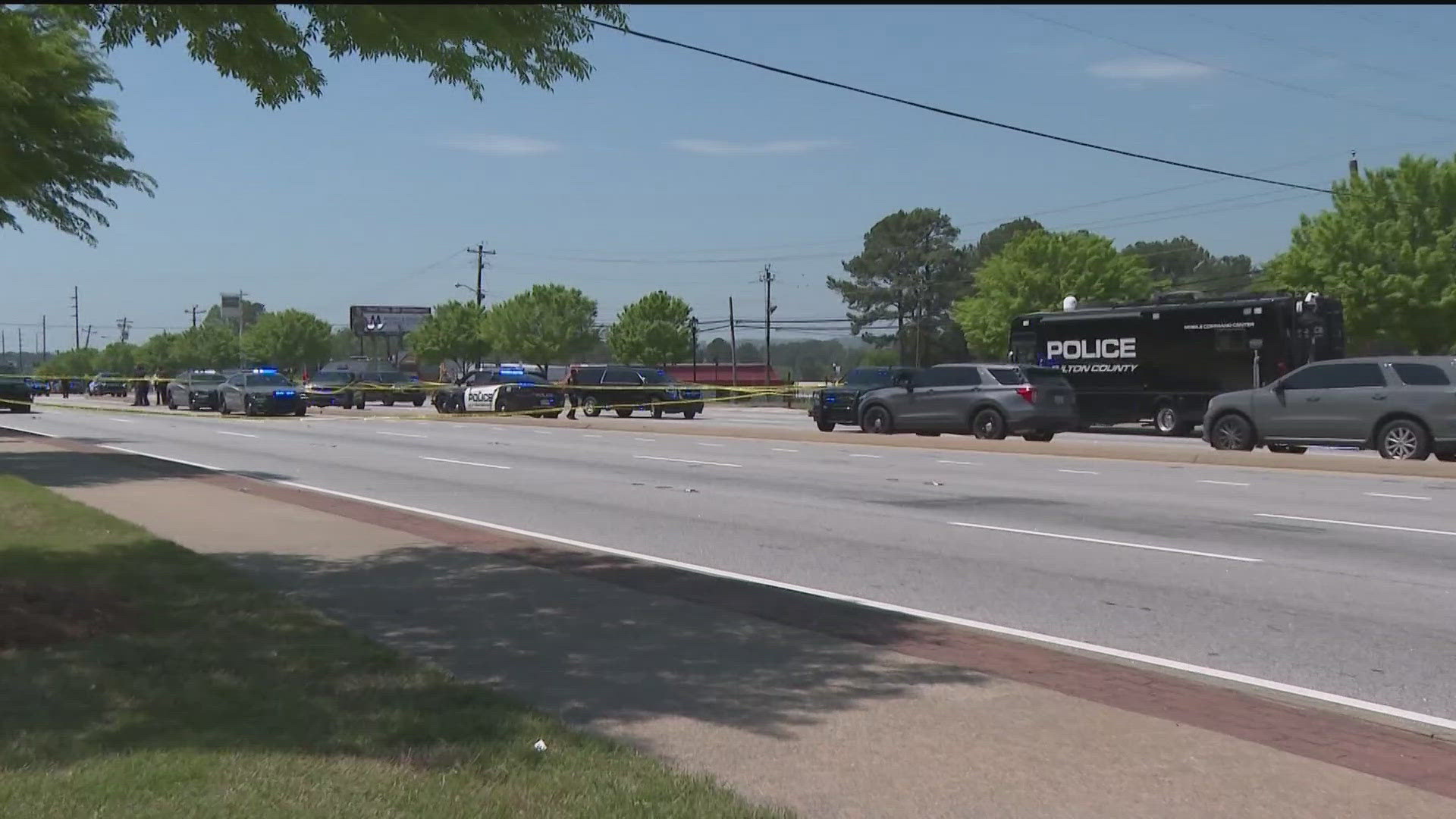 Two officers injured, suspect dead after shooting at Fulton County ...