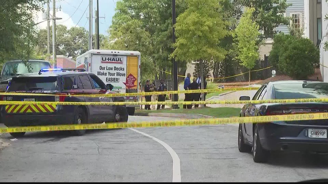 Atlanta Police: Officer shoots armed man in U-Haul during dispute near ...