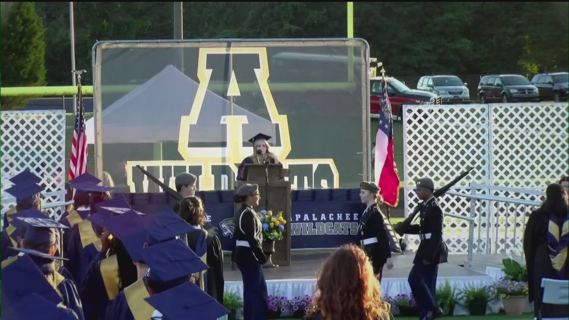 Apalachee High School seniors graduate, honor shooting victims ...