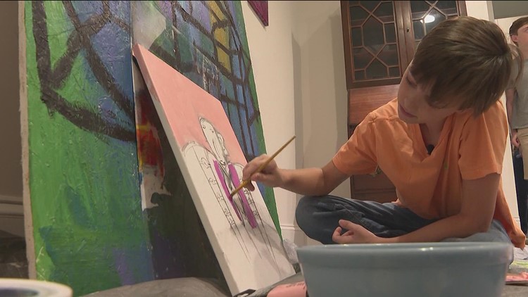Newnan brothers make thousands from selling digital art