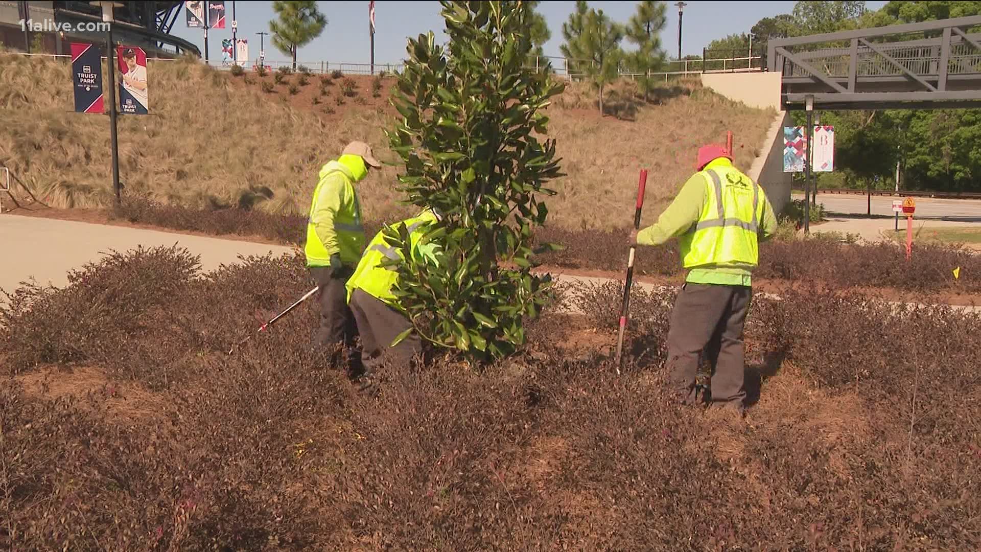 Here's what landscapers did at Truist Park on Earth Day.