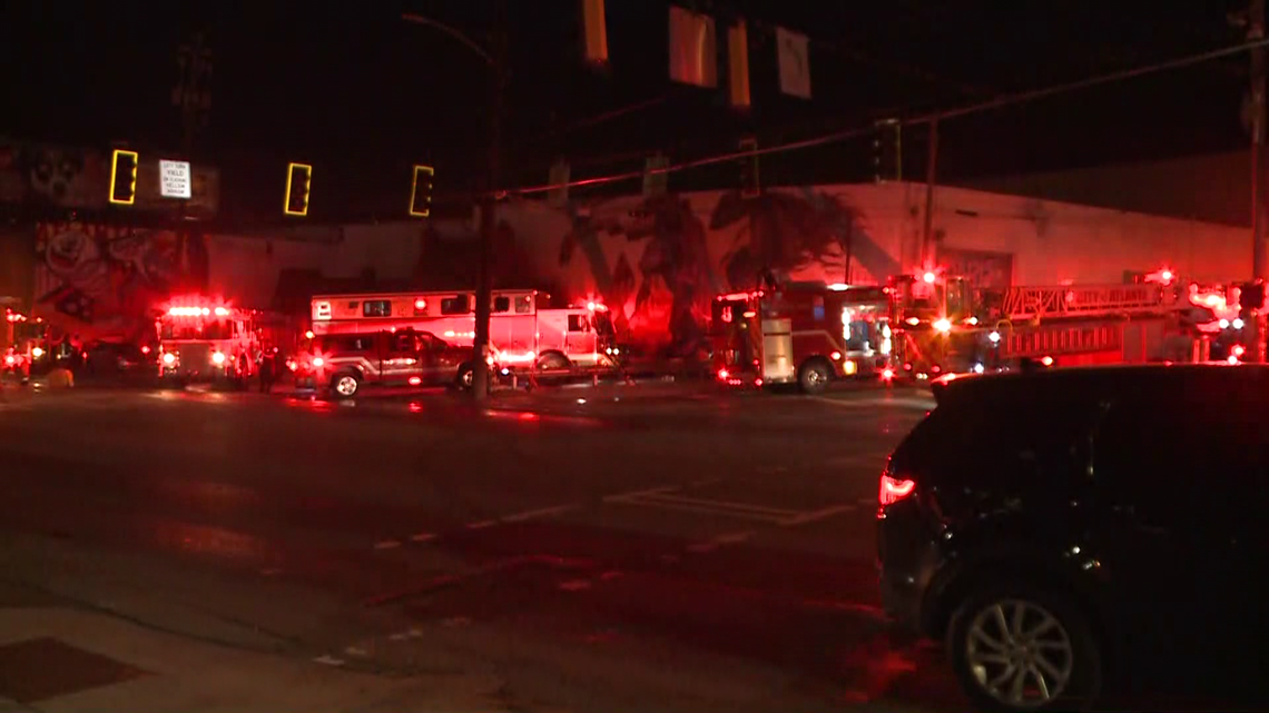 Fire at Paris on Ponce crews responding