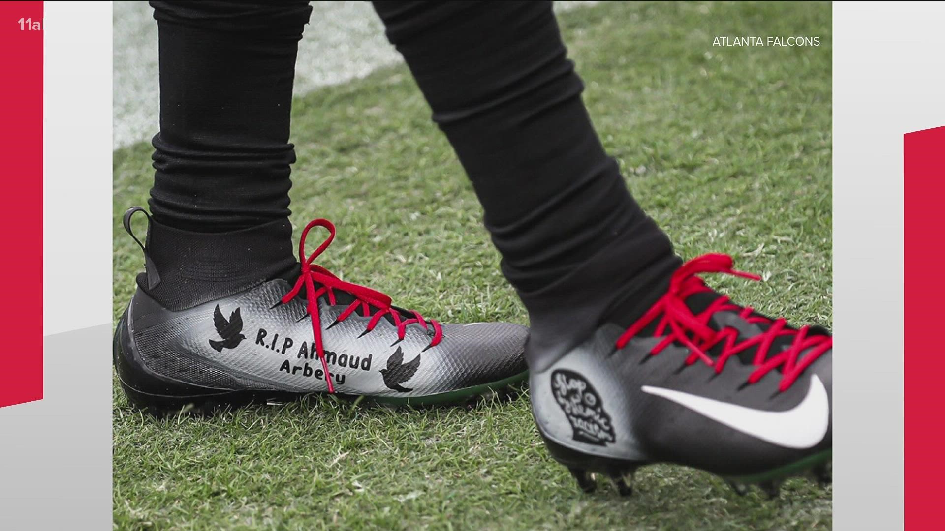 The football player wore the customized cleats during Sunday's game in Jacksonville, Florida.