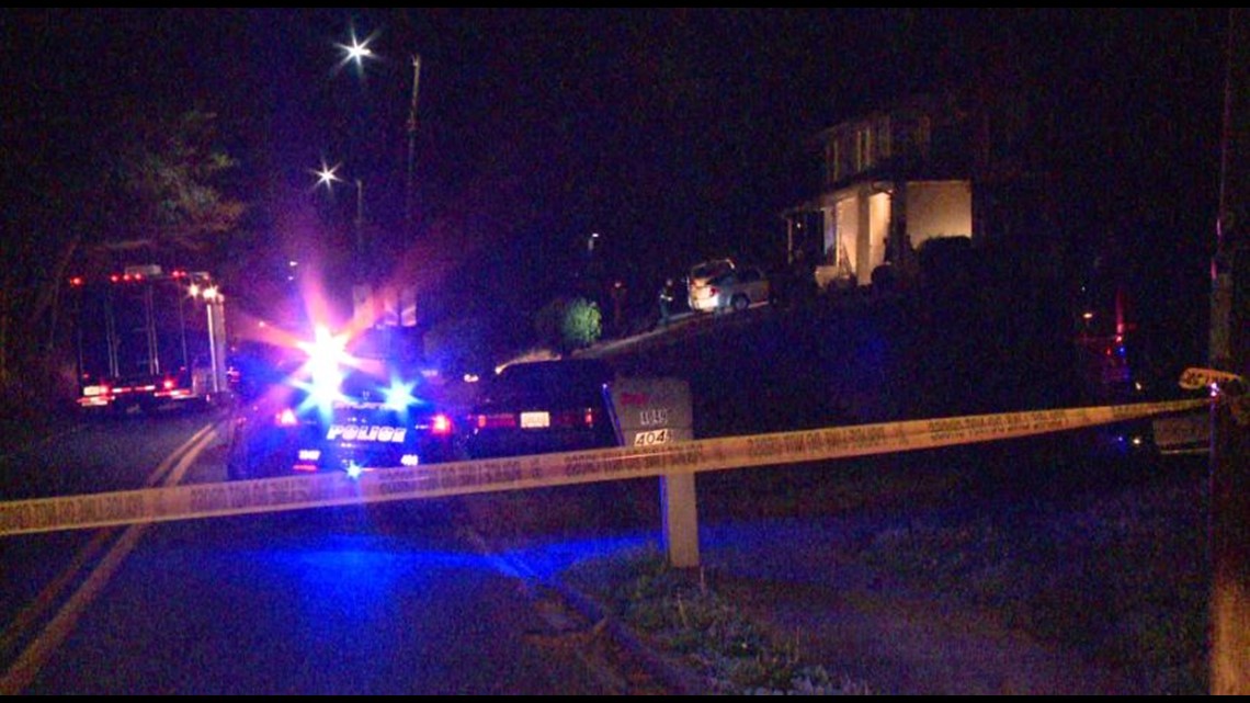 Man shot, killed at gathering in SW Atlanta home | 11alive.com