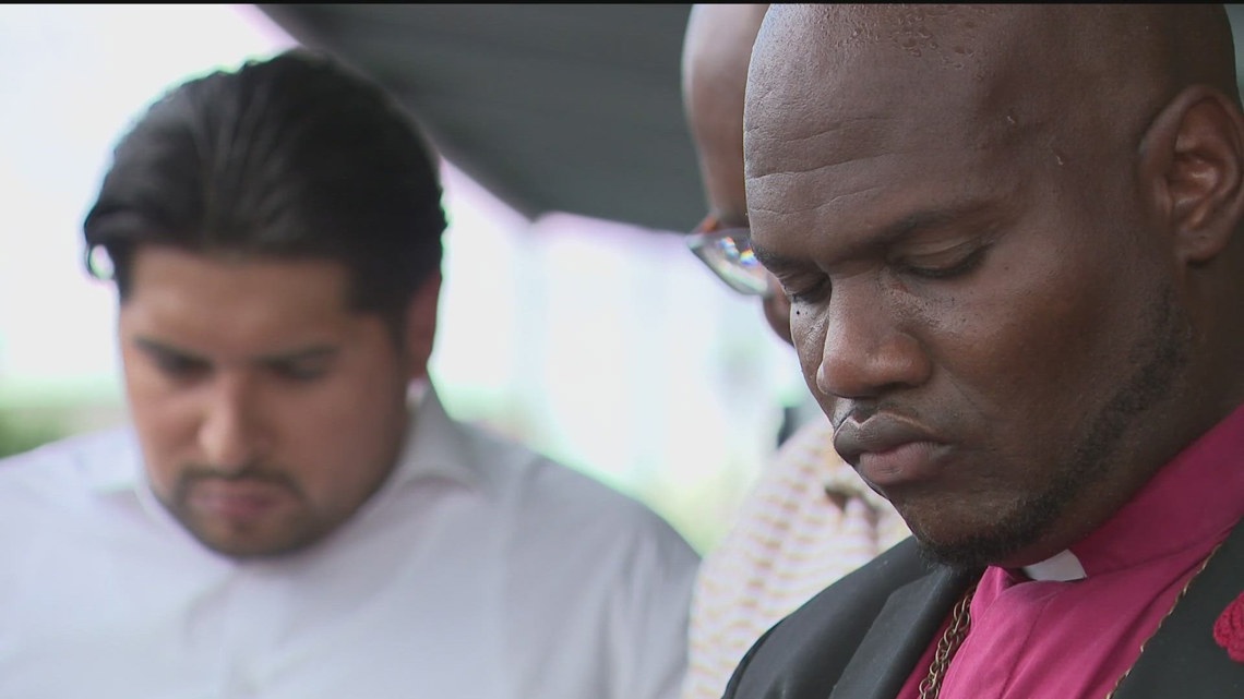 Atlanta church leaders pray at scene of Sweet Auburn mass shooting