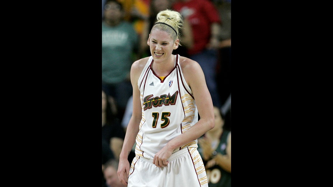 111035980_1140x641.jpg