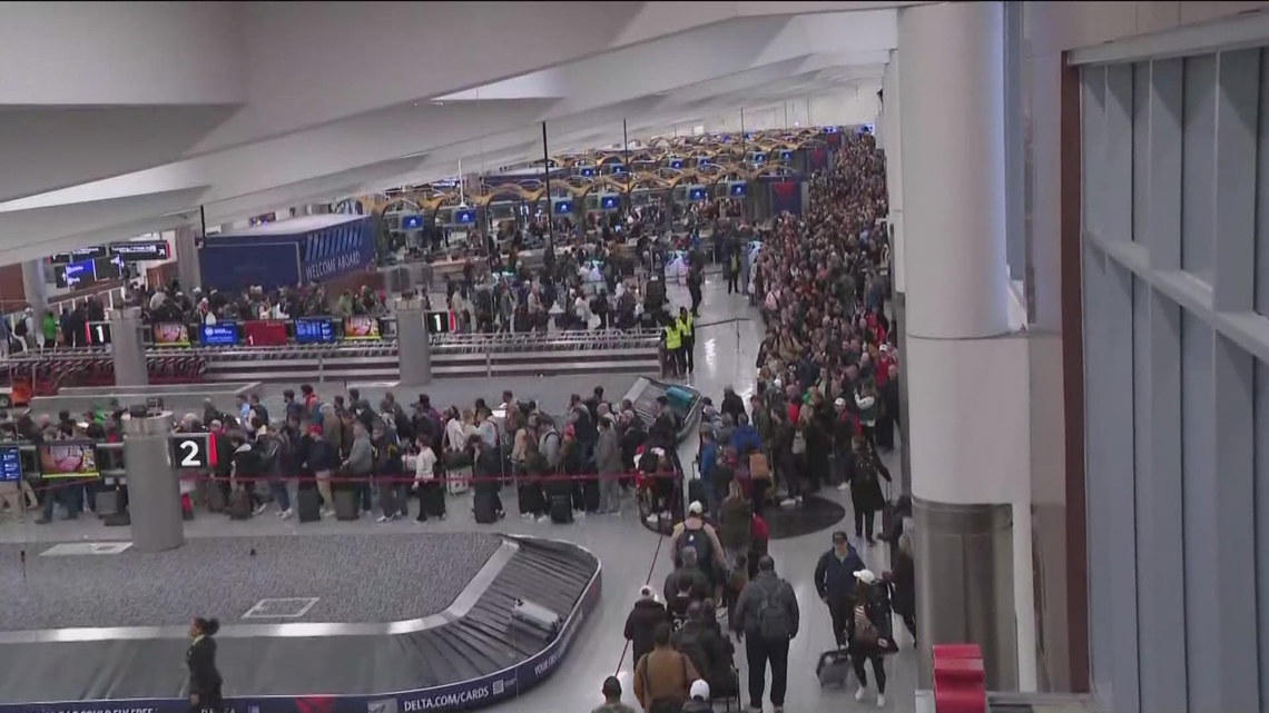 Hartsfield Jackson Atlanta Airport Delays Snow Tuesday Jan 21 Hartsfield jackson atlanta airport delays snow tuesday jan 21