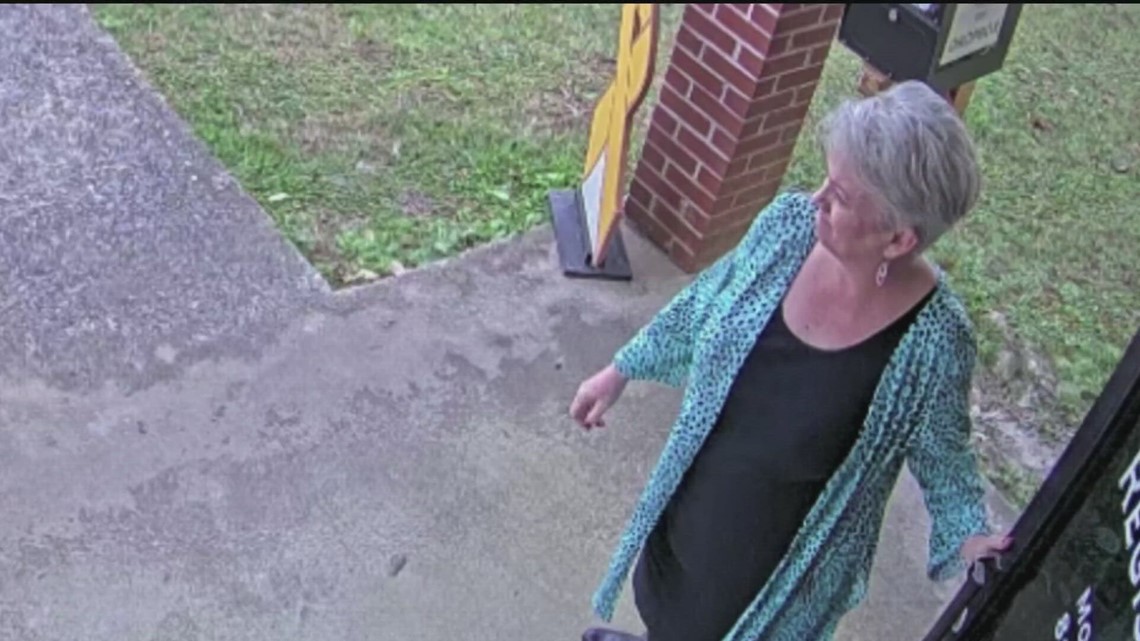 Ex-schoolteacher in Georgia election security breach appears to side