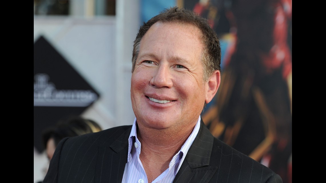 'Jungle Book' director Jon Favreau pays tribute to 'genius' Garry(02)