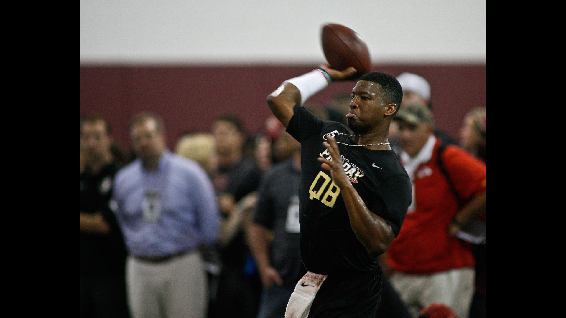 Jameis Winston admits to getting free crab legs in ESPN documentary